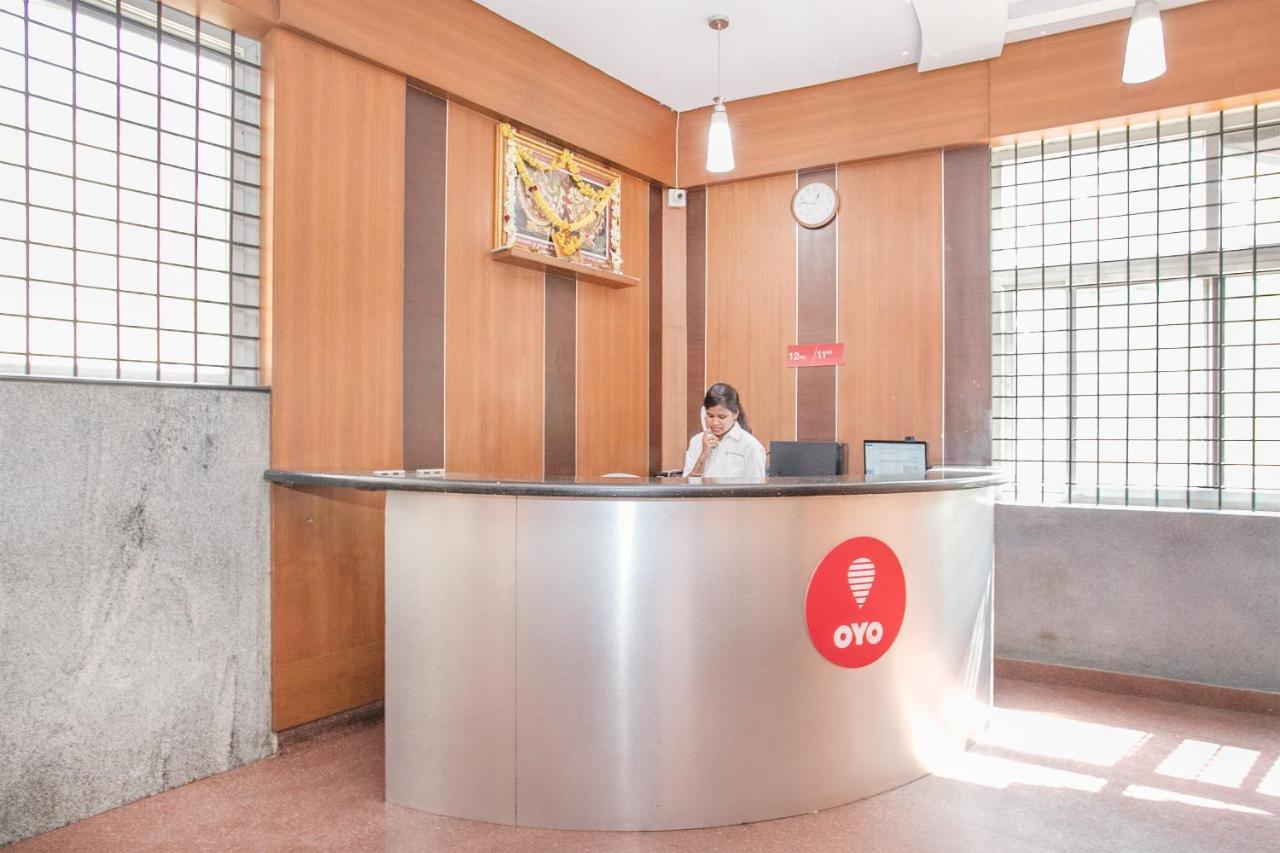 Oyo 7669 The Trinitywood Hotel Bangalore Exterior foto